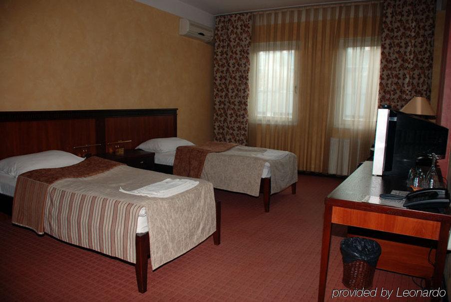 The Regent Club Hotel Ni Szoba fotó