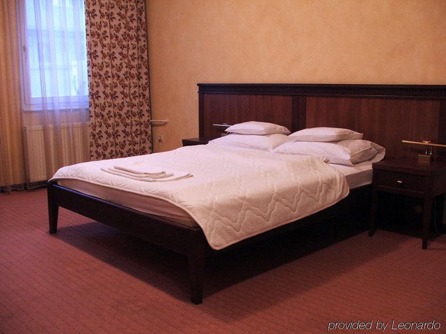 The Regent Club Hotel Ni Szoba fotó