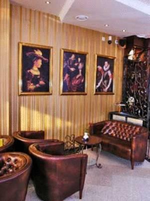 The Regent Club Hotel Ni Kültér fotó